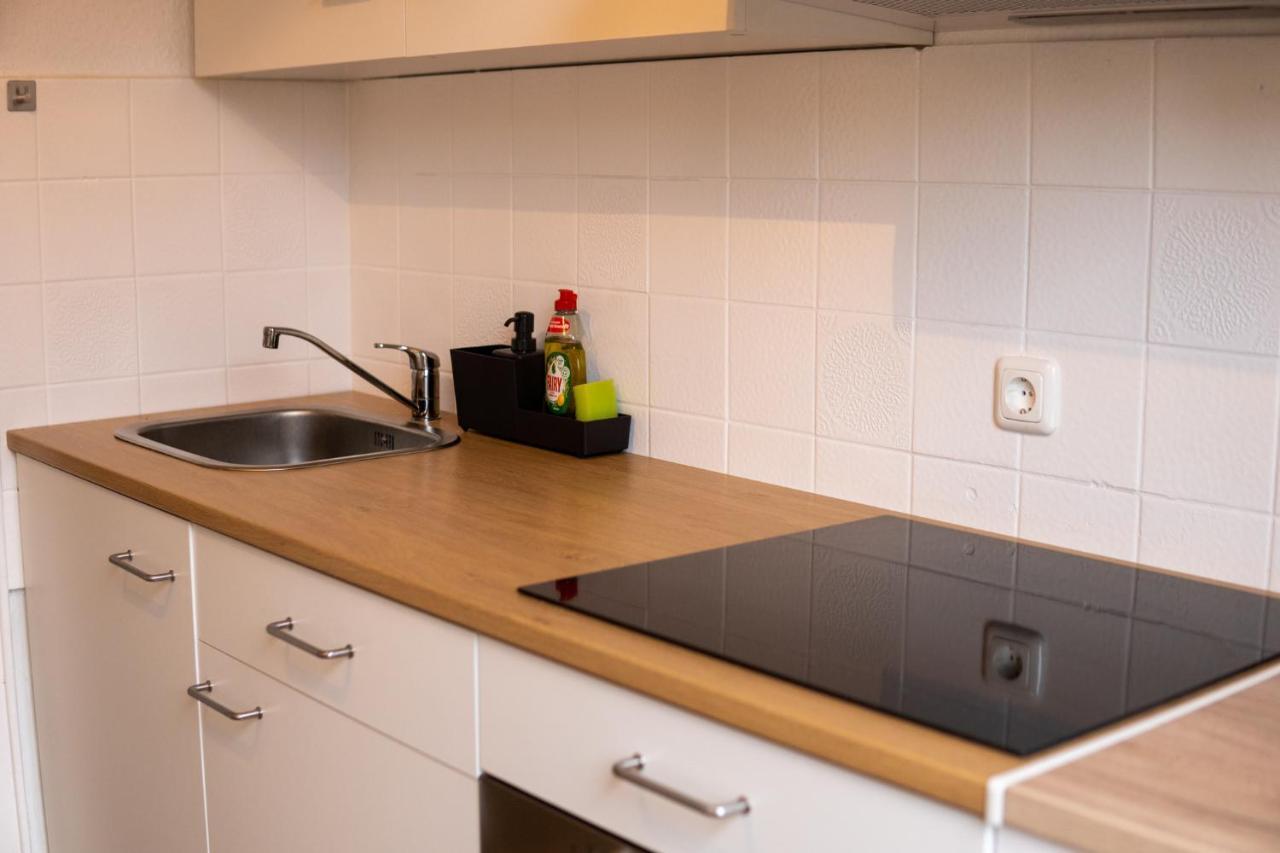 "Creamlovers" Super Zentrale Ferienwohnung Hbf-Messe-Buergerweide-Citygate-Ovb Arena BRE エクステリア 写真